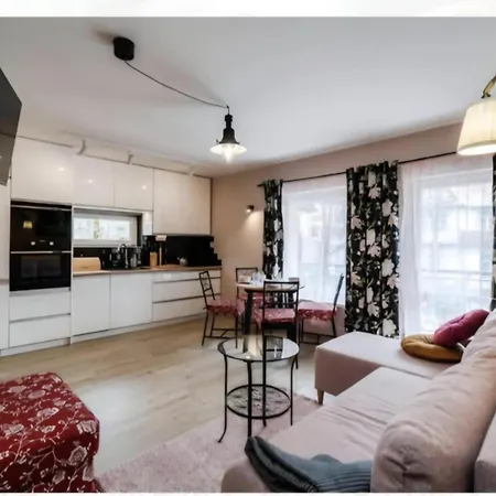 Bystre Apartment *