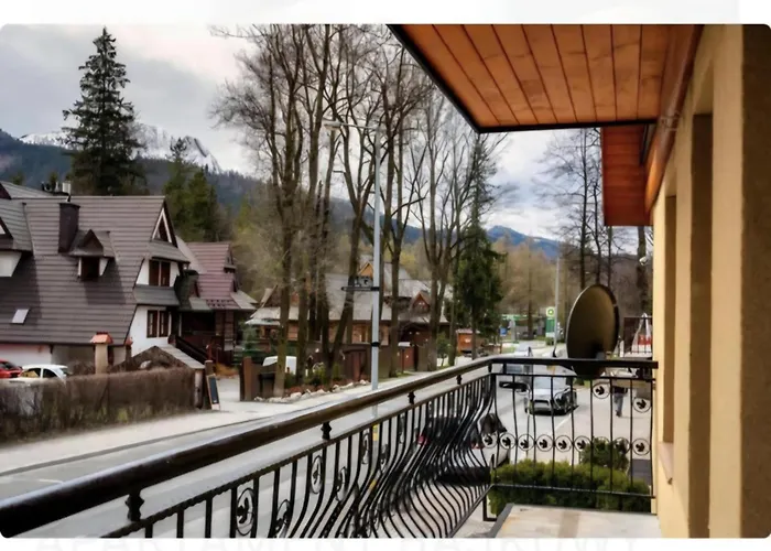 Bystre Apartamento *